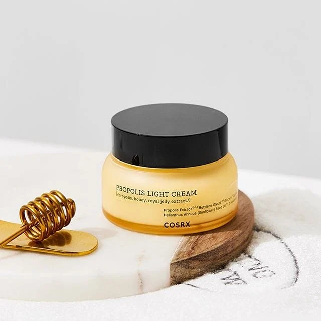 COSRX Full Fit Propolis Light Cream veido kremas